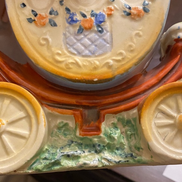 Vintage Ceramic Hand Painted Japan stamped Carriage Planter - Picture 3 of 8